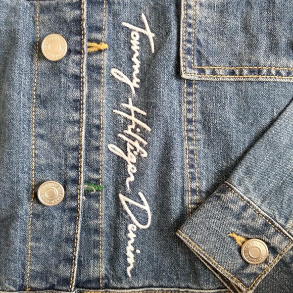 🆕️ Rare Tommy Hilfiger Denim Jean Jacket - Picture 4 of 7